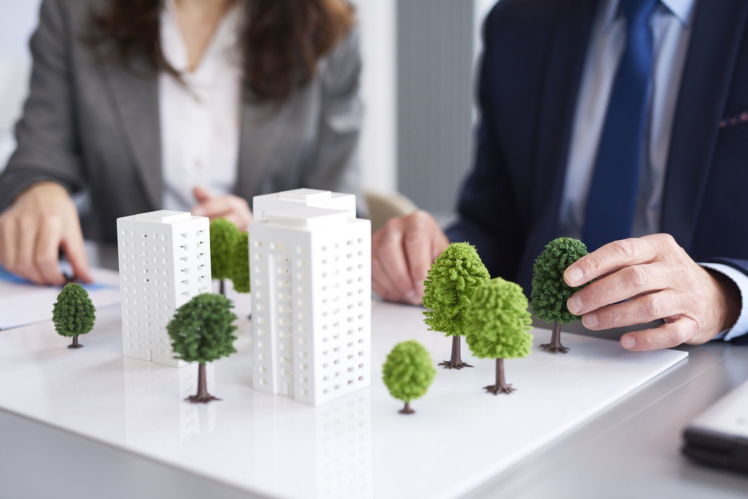 shot-architectural-model-table-office (1)-min (1)